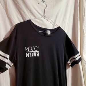 "N.Y.C. BRKLN" T-Shirt Dress, H&M Divided, size SML